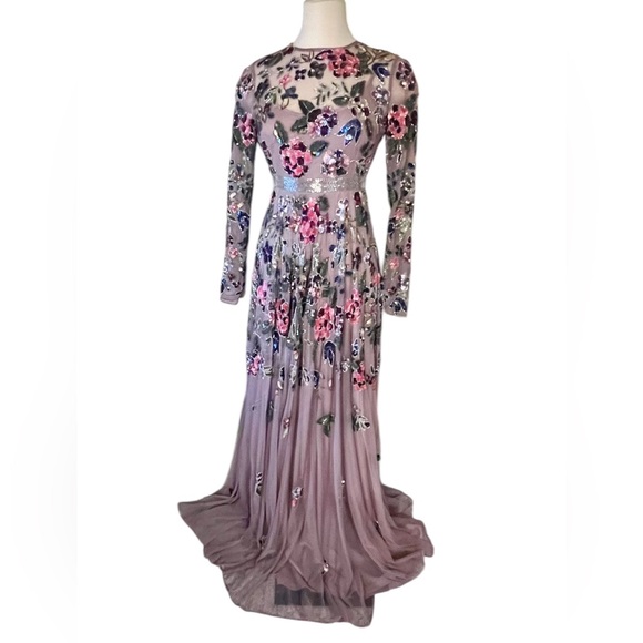NWT Mac Duggal Elegant Sequin Dress W/ intricate multicolor embellishments! SZ 2 - Picture 1 of 14